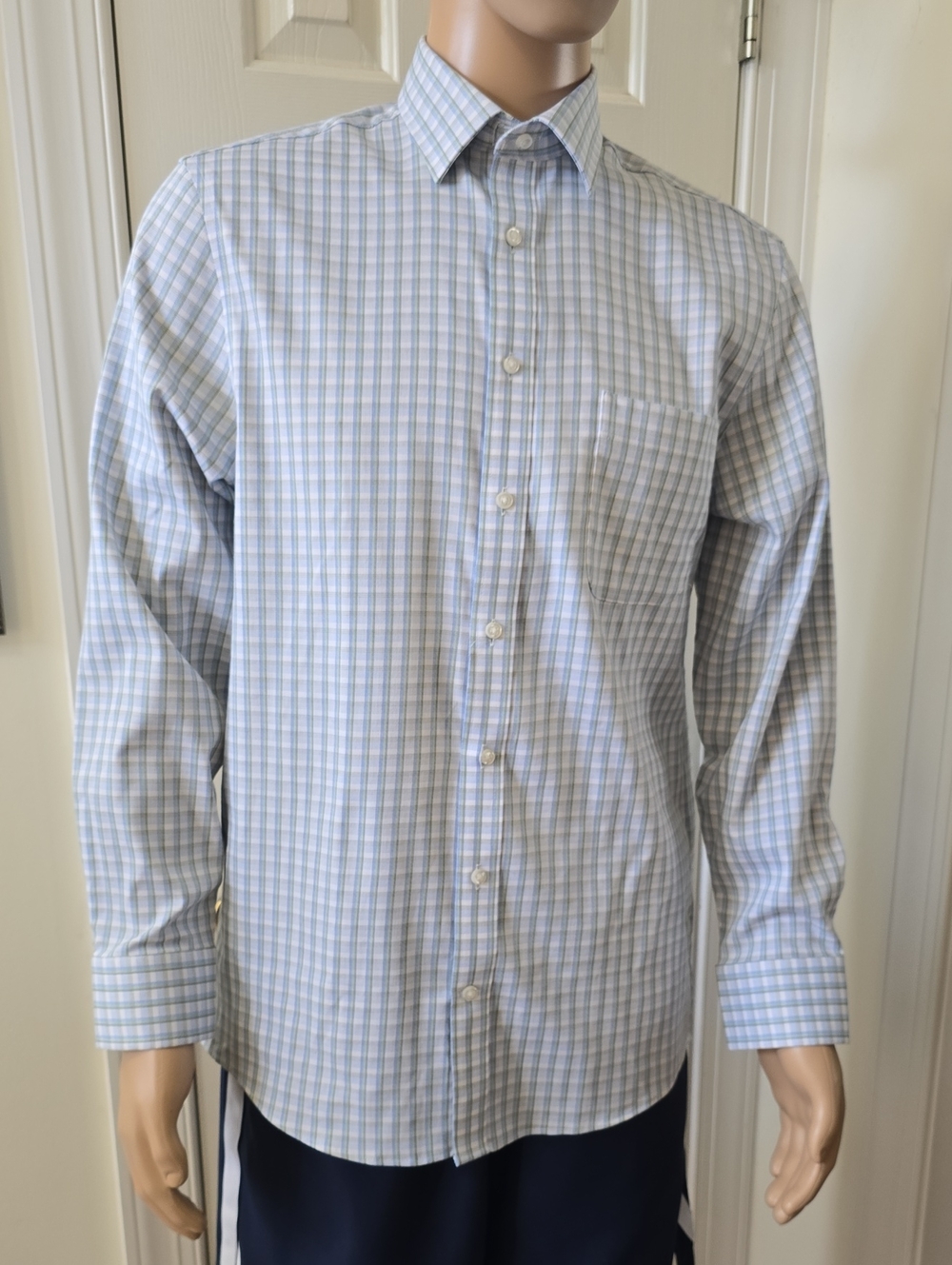 STAFFORD BRAND MEN'S LONG SLEEVES WHITE & GREEN PLAID FRONT BUTTON SHIRT MEDIUM
